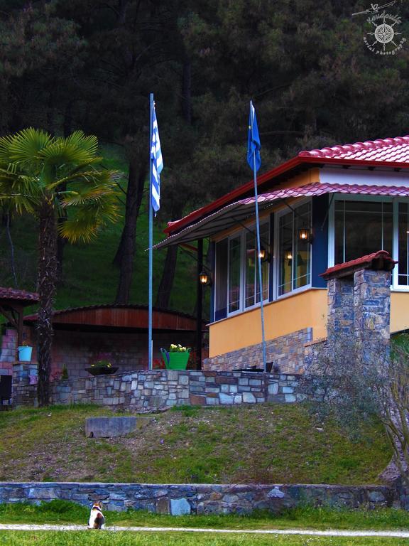 River Side Rooms Elassona Extérieur photo