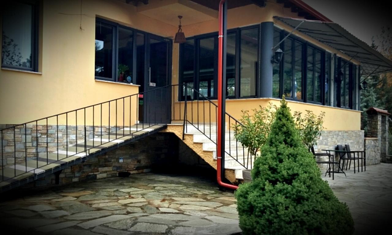 River Side Rooms Elassona Extérieur photo