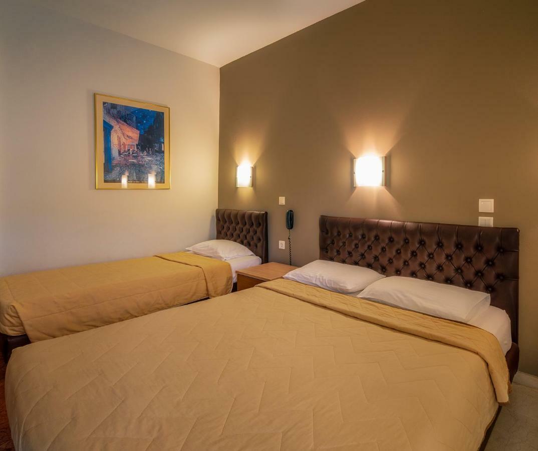 River Side Rooms Elassona Extérieur photo